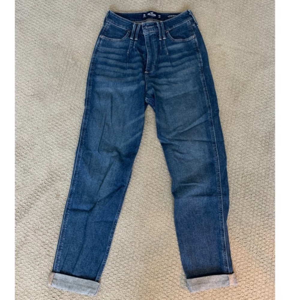 Hollister High Waisted Mom Jeans - Dark Denim